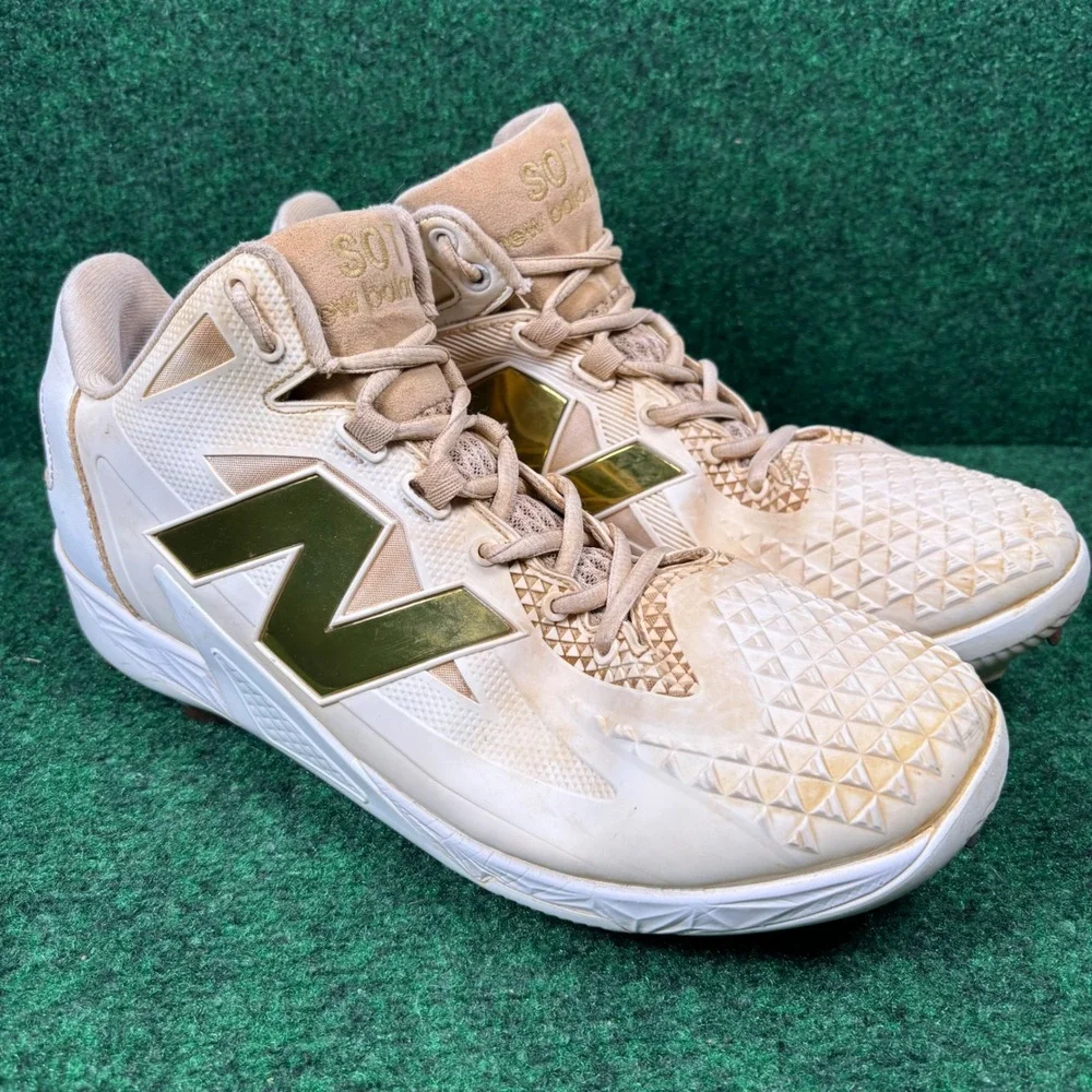 New Balance 4040v6 Metal Baseball Cleats Mens 11 Cream Gold MSHOWT1 Mid Cut